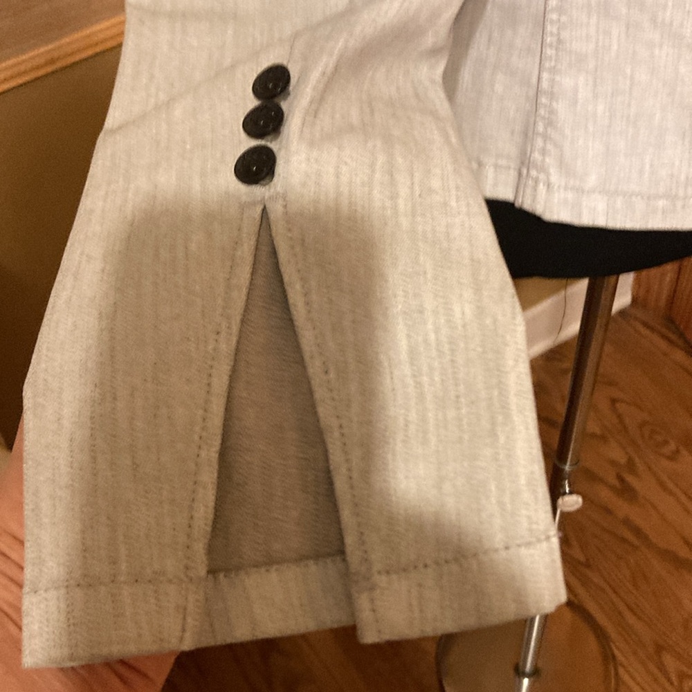 Jacket - Picture 3 of 4